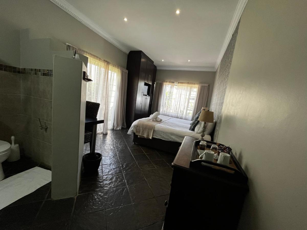House Haven Guesthouse Port Elizabeth Extérieur photo