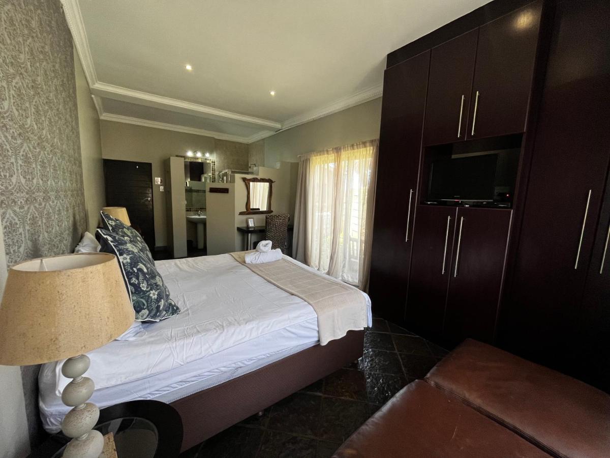 House Haven Guesthouse Port Elizabeth Extérieur photo